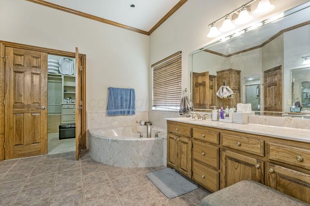 7 PEBBLE BEACH Court, Amarillo, TX 79124