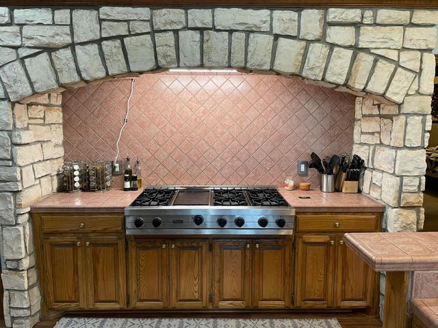 7 PEBBLE BEACH Court, Amarillo, TX 79124