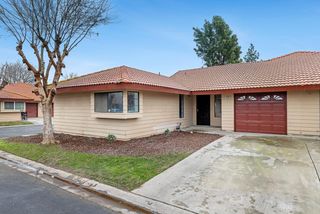 929 Barnett Way, Madera, CA 93637