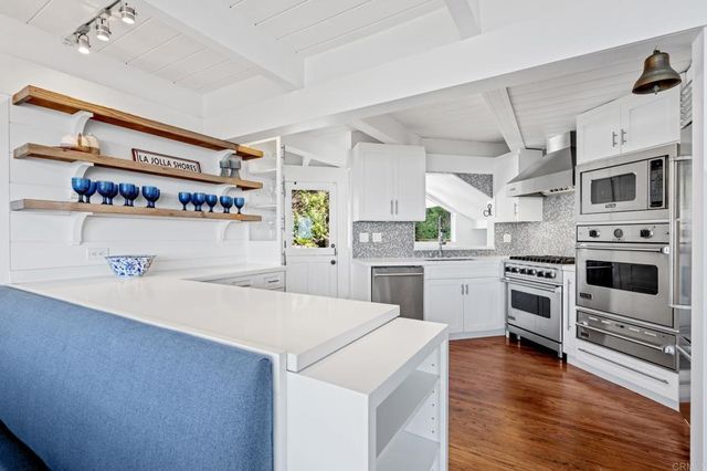 1641 Crespo, La Jolla, CA 92037