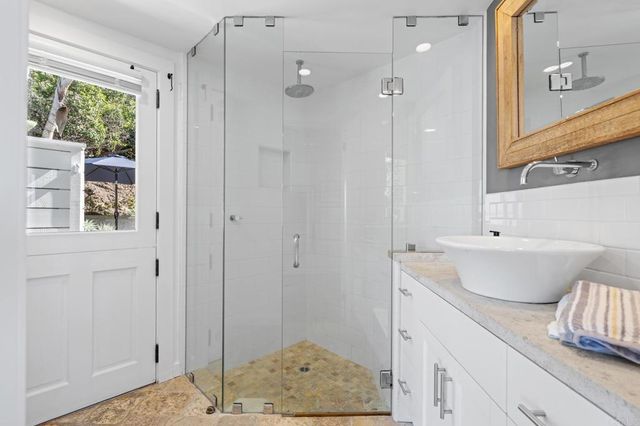 1641 Crespo, La Jolla, CA 92037