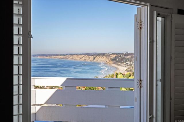 1641 Crespo, La Jolla, CA 92037