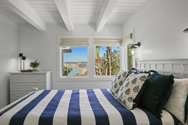 1641 Crespo, La Jolla, CA 92037