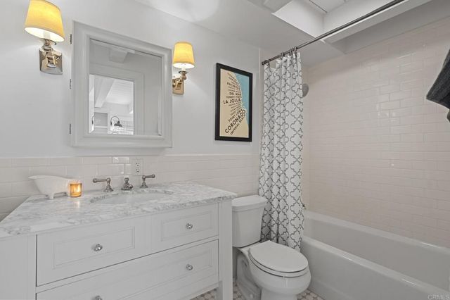 1641 Crespo, La Jolla, CA 92037