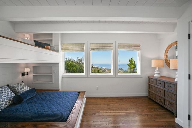 1641 Crespo, La Jolla, CA 92037