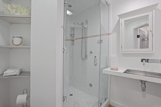 1641 Crespo, La Jolla, CA 92037