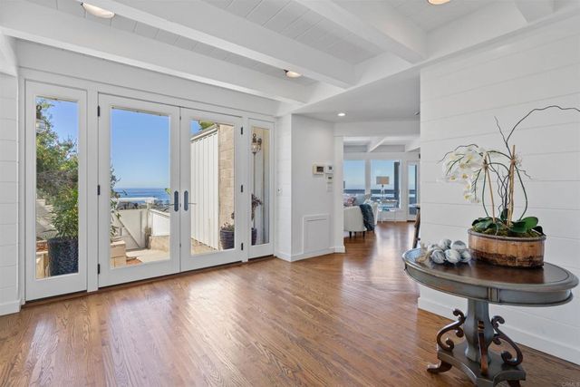 1641 Crespo, La Jolla, CA 92037