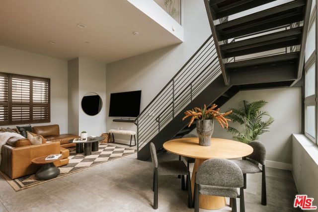 1524 11th Street E, Santa Monica, CA 90401