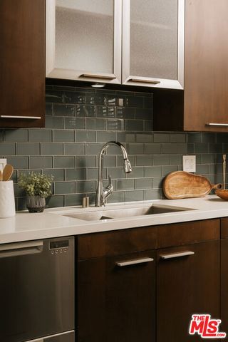 1524 11th Street E, Santa Monica, CA 90401