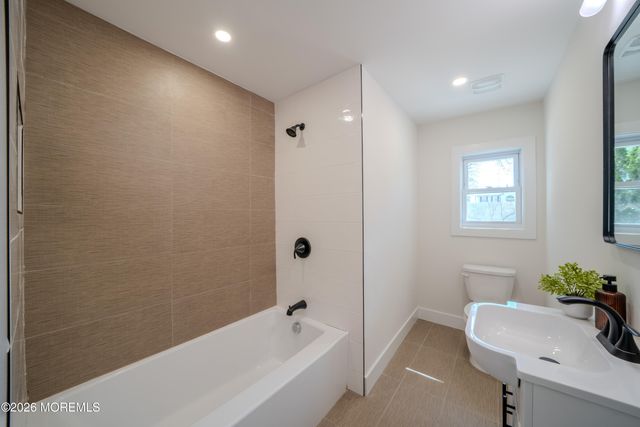 415 Parkview Avenue, Ocean Twp, NJ 07712