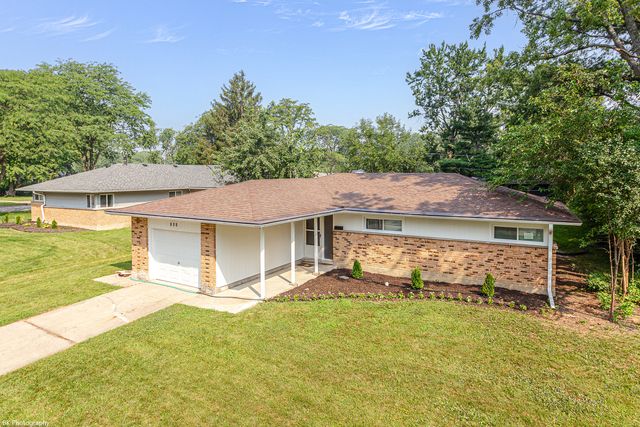 560 Lakewood Boulevard, Park Forest, IL 60466