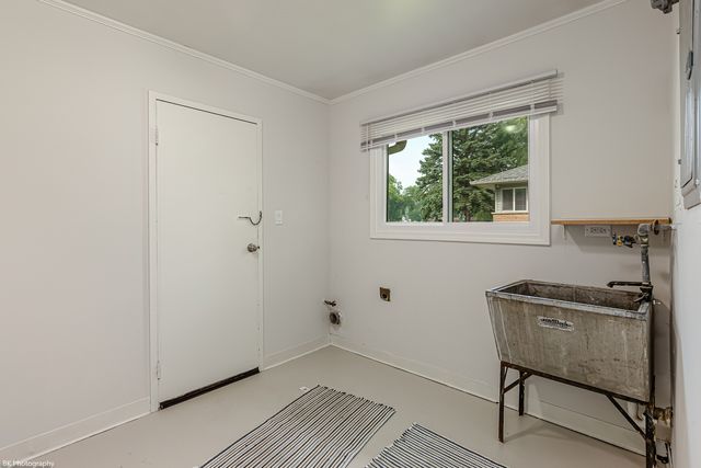 560 Lakewood Boulevard, Park Forest, IL 60466