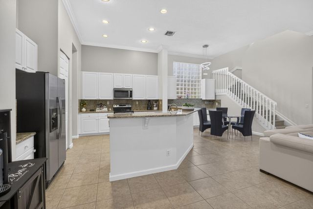 11202 Osprey Lake Lane, Palm Beach Gardens, FL 33412