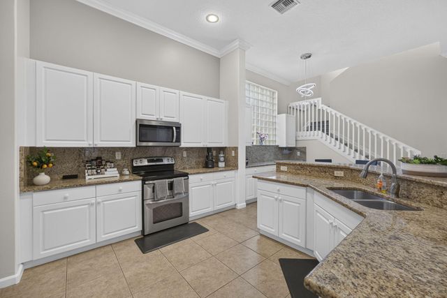 11202 Osprey Lake Lane, Palm Beach Gardens, FL 33412