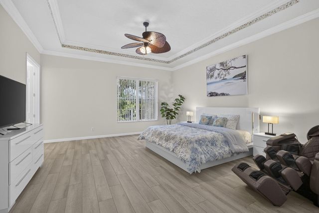 11202 Osprey Lake Lane, Palm Beach Gardens, FL 33412