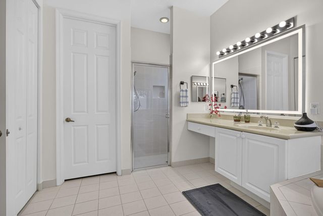11202 Osprey Lake Lane, Palm Beach Gardens, FL 33412