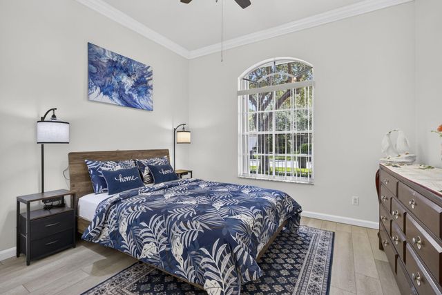 11202 Osprey Lake Lane, Palm Beach Gardens, FL 33412
