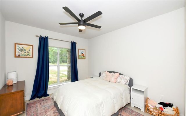 405 Woodlands DR, Bastrop, TX 78602