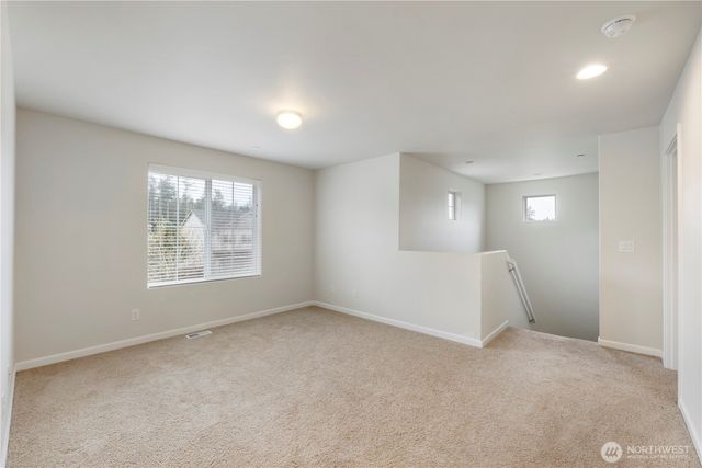 4414 Goldcrest Drive NW, Olympia, WA 98502