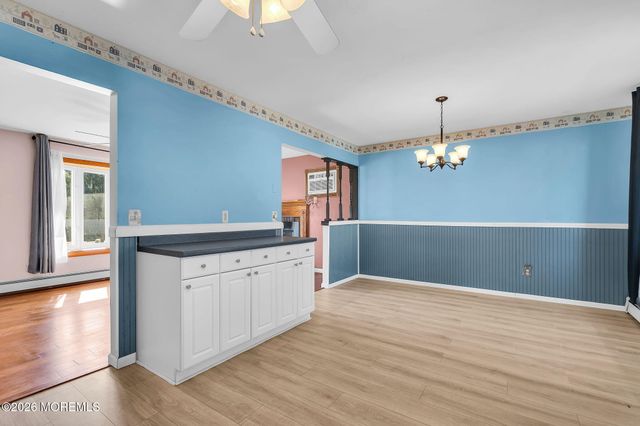 1228 Spray Avenue, Beachwood, NJ 08722
