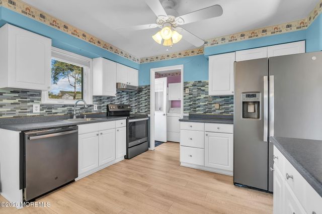 1228 Spray Avenue, Beachwood, NJ 08722