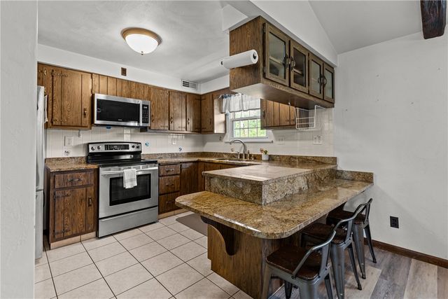 317 Lee Street, West Newton, PA 15089