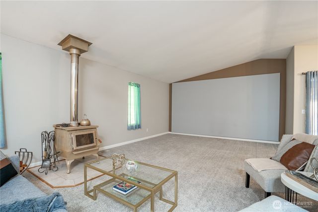 37 3rd Avenue N, Algona, WA 98001