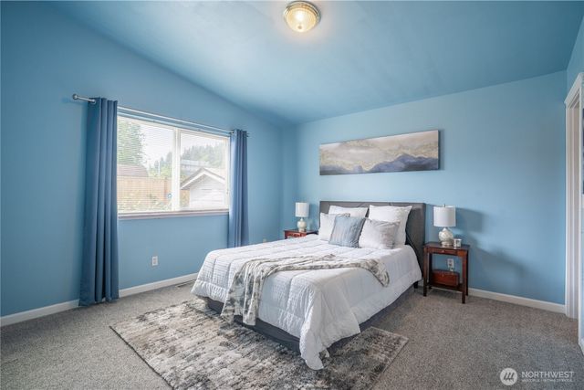 37 3rd Avenue N, Algona, WA 98001