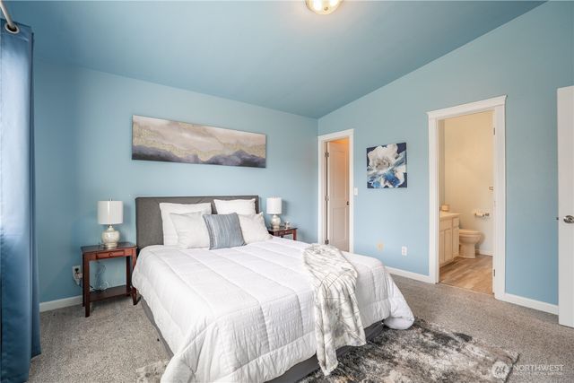 37 3rd Avenue N, Algona, WA 98001