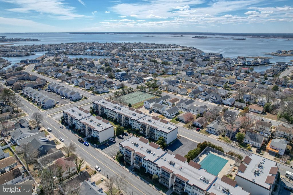 Image 31 of property listing at 13908 N OCEAN ROAD #8C, Ocean City, MD 21842