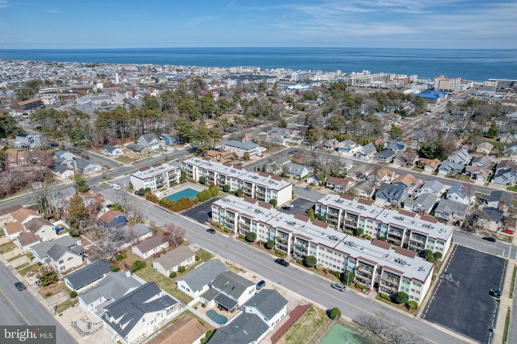 Image 33 of property listing at 13908 N OCEAN ROAD #8C, Ocean City, MD 21842