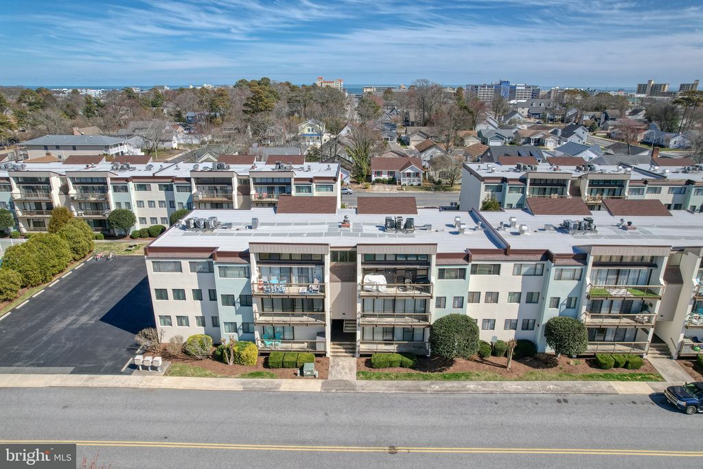 Image 35 of property listing at 13908 N OCEAN ROAD #8C, Ocean City, MD 21842
