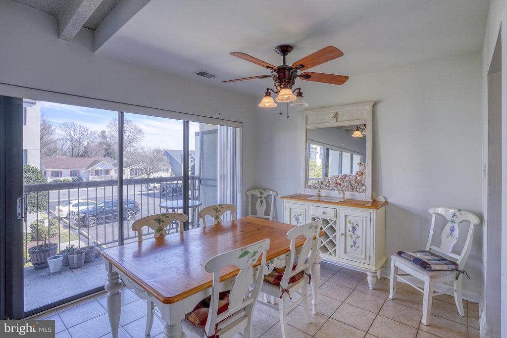 Image 9 of property listing at 13908 N OCEAN ROAD #8C, Ocean City, MD 21842