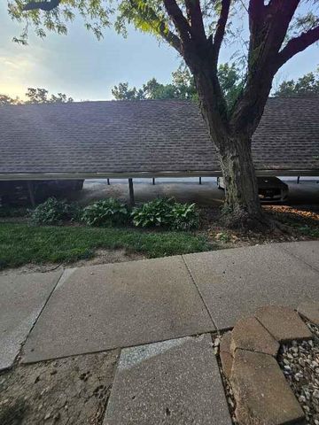 12706 W 110th Terrace, Overland Park, KS 66210
