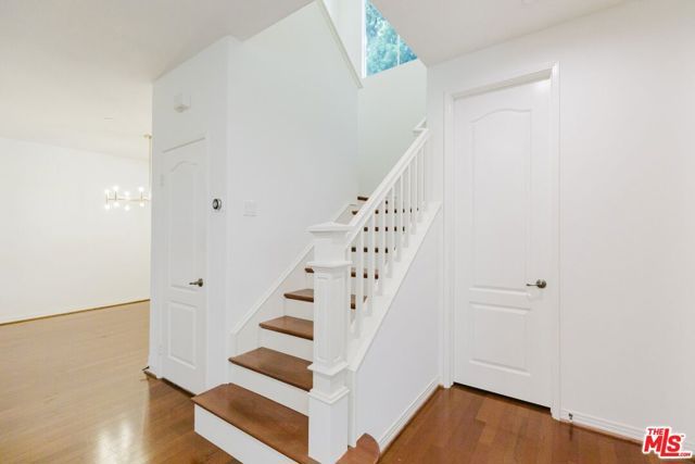 453 N Altadena Drive 8, Pasadena, CA 91107