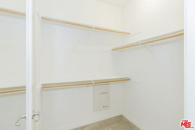 453 N Altadena Drive 8, Pasadena, CA 91107