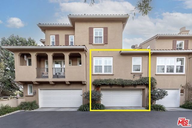 453 N Altadena Drive 8, Pasadena, CA 91107