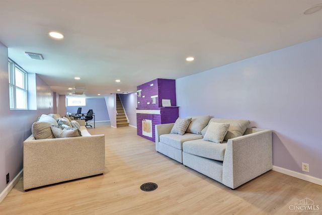 8698 Cox Road, West Chester, OH 45069