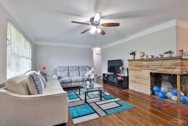 8698 Cox Road, West Chester, OH 45069