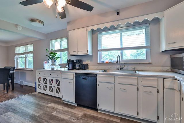 8698 Cox Road, West Chester, OH 45069