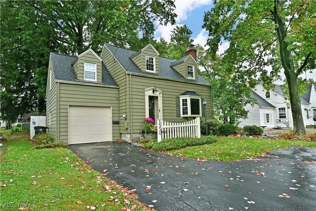 1550 Genesee Avenue NE, Warren, OH 44483