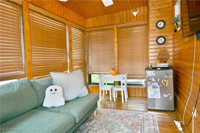 1550 Genesee Avenue NE, Warren, OH 44483