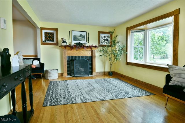 1550 Genesee Avenue NE, Warren, OH 44483