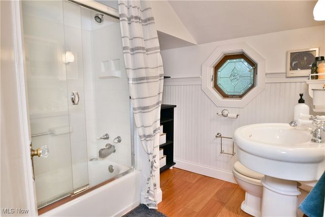 1550 Genesee Avenue NE, Warren, OH 44483