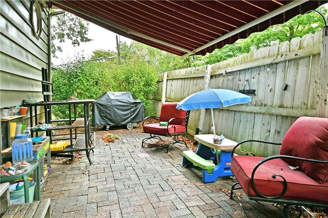 1550 Genesee Avenue NE, Warren, OH 44483