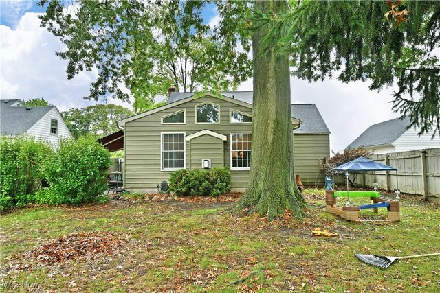 1550 Genesee Avenue NE, Warren, OH 44483