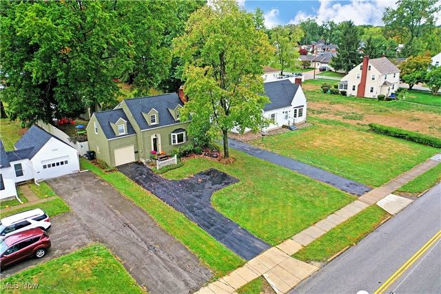 1550 Genesee Avenue NE, Warren, OH 44483