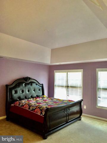 20084 BOXWOOD PL, Ashburn, VA 20147