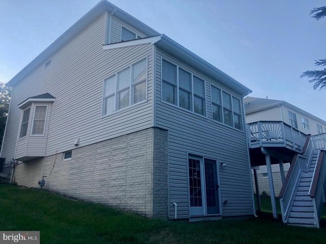 20084 BOXWOOD PL, Ashburn, VA 20147