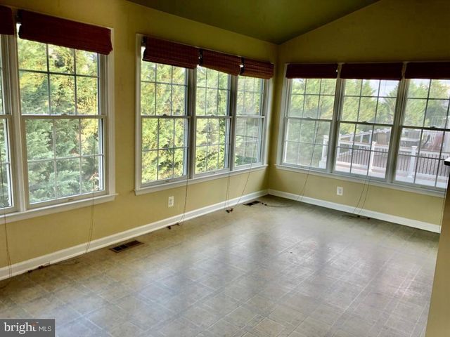 20084 BOXWOOD PL, Ashburn, VA 20147